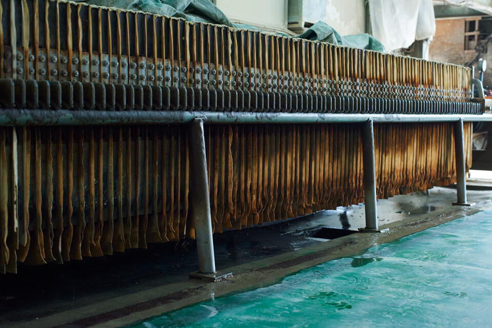 Dehydration is another of the processes in ceramic clay production. Clay is passed through a filter press and the pressure of the pump removes the water to make the ceramic clay into plates.