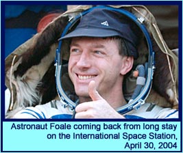 Astronaut Foale coming back from long stay on the International Space Station, April 30, 2004