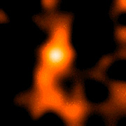 X-ray image of the “dark galaxy cluster” AX J2019+1127, captured by the X-ray satellite ROSAT. In this area, Japan’s X-ray astronomy satellite ASCA discovered high-temperature gas at approximately 100 million degrees Kelvin. The brighter sections indicate stronger X-ray emissions. (courtesy: Hattori et al. (1997) Nature 388, 146)