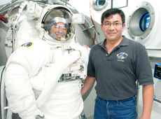 Watching NASA’s EVA training