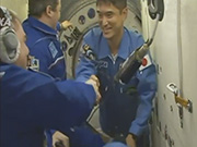 Astronaut Onishi began his long-term stay at ISS