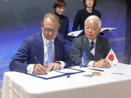 JAXA, ESA, CNES, DLR Shake hand on Remote Sensing Data