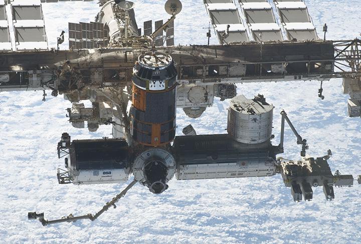 Image1: the onboard experiment facility