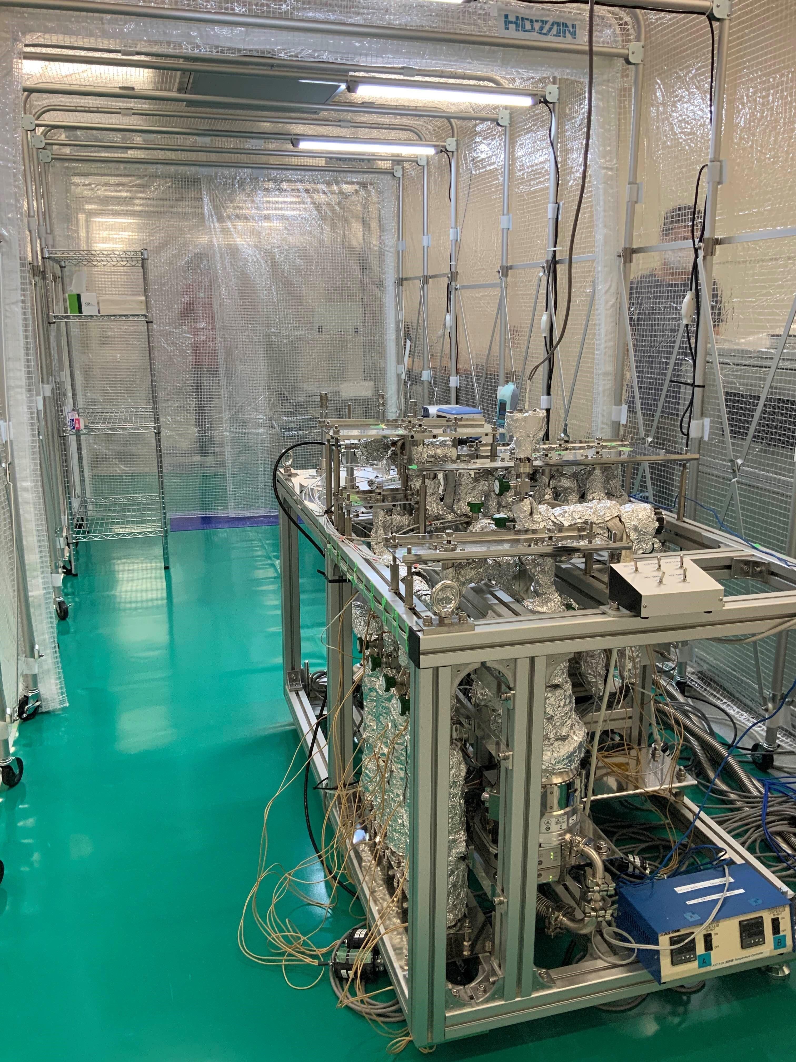 Figure 2: Equipment for gas analysis brought to the Woomera Local Headquarters in Australia (credit: JAXA)