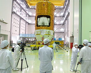 KOUNOTORI6 (HTV6) Makes Debut to Media