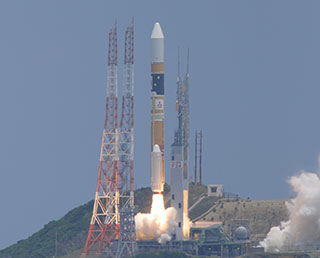 Successful launch of H-IIA F 24 with DAICHI-2 (ALOS-2)!