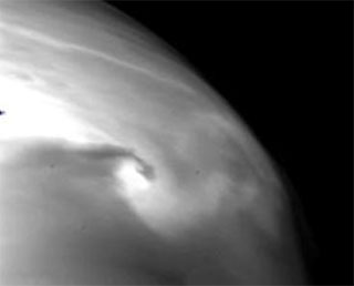 Two cameras on Akatsuki pause observations