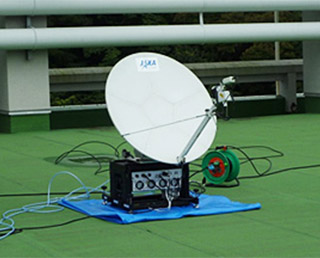 Communication establishment training with satellites using KIZUNA in a prediction of the Nankai Trough earthquake